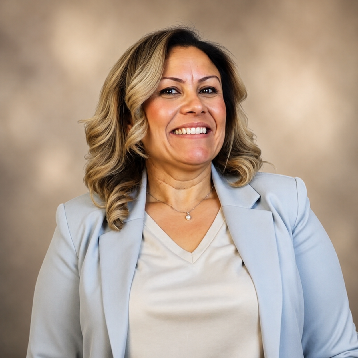 Valéria Dantas, autora do blog Voando para Portugal